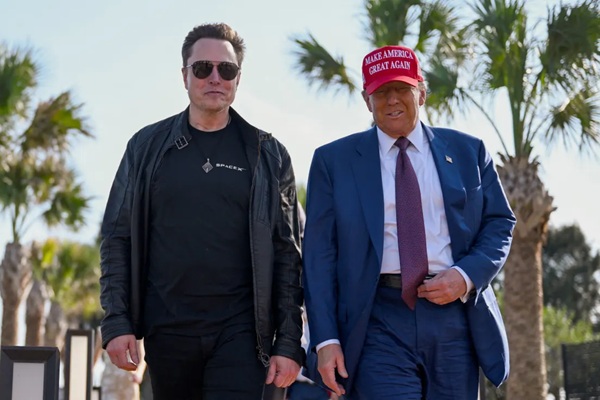 Trump_walksElonMusk